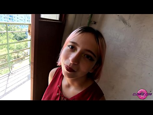 ❤️ Донишҷӯи шаҳвонӣ як бегонаро дар берун мекашад - конча дар рӯи ӯ ️❌ Видео мақъад дар мо ❌❤